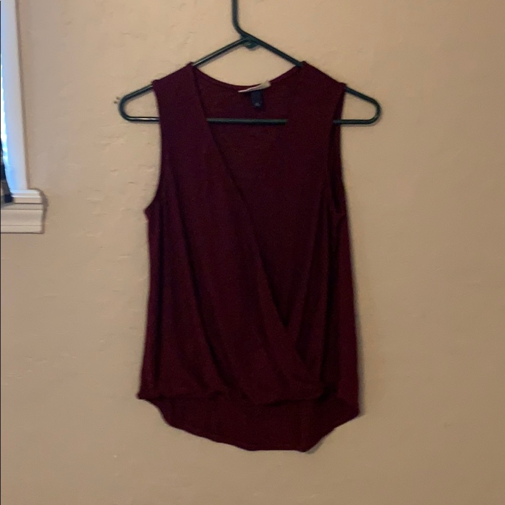 Drappy sleeveless top